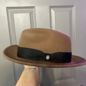 Jaxon Wool Fedora in Rich Brown with Black Accent